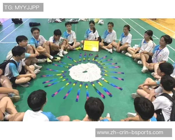 拿到奖牌的一个小时后，他们团体出现在练习馆里